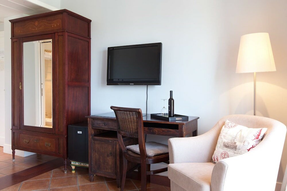 Фото Hotel Les Rotes