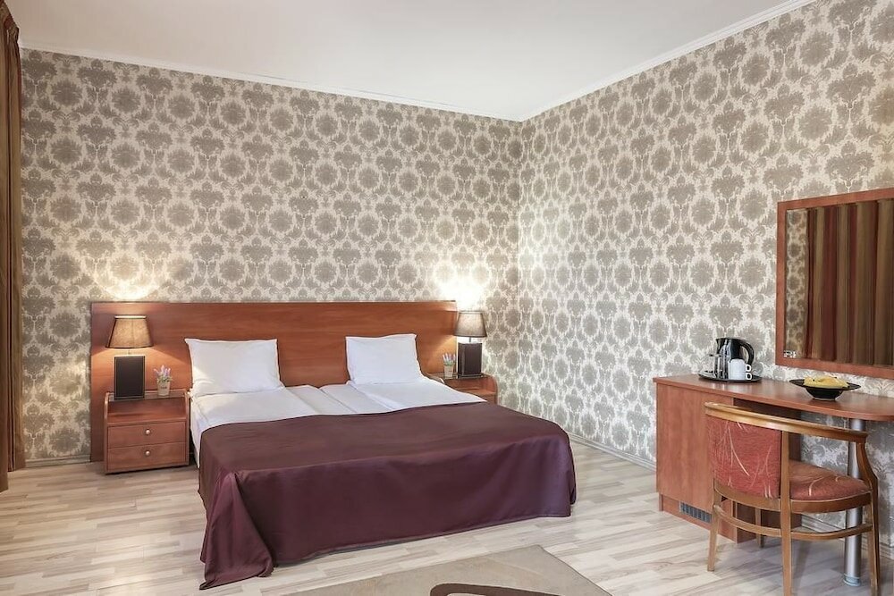 Фото Maxim Boutique Hotel