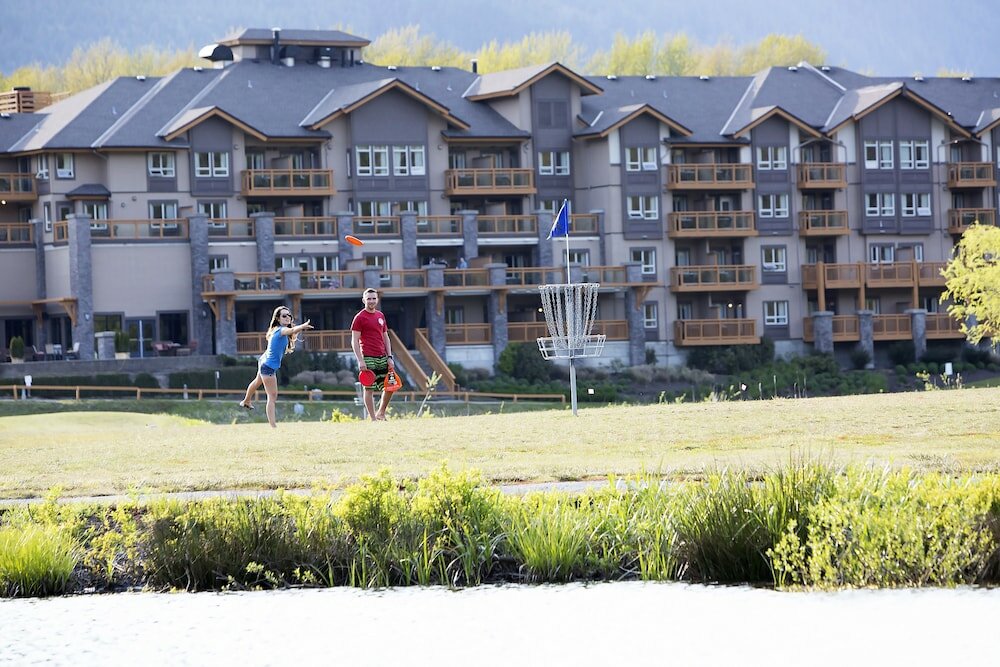 Фото Executive Suites Hotel & Resort, Squamish