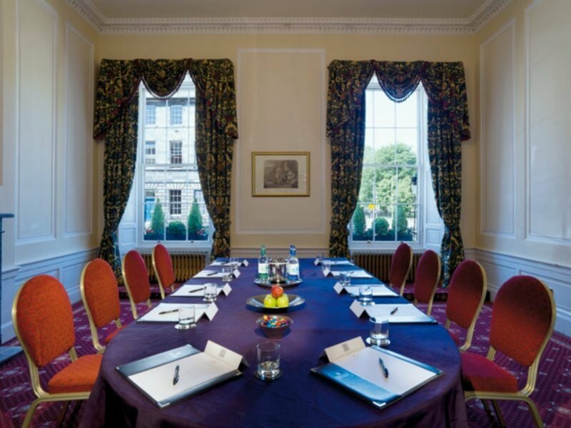 Фото Kimpton Charlotte Square Hotel