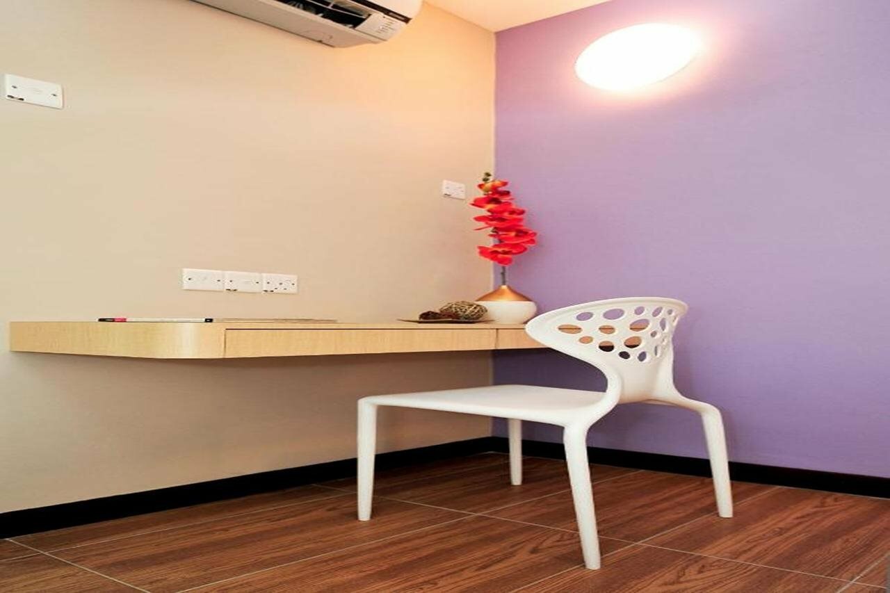 Фото Station Eight Inn