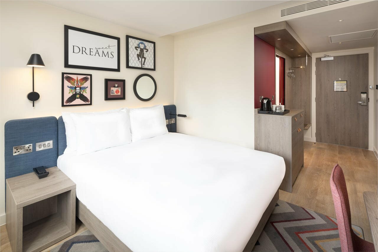 Фото Hampton by Hilton London City