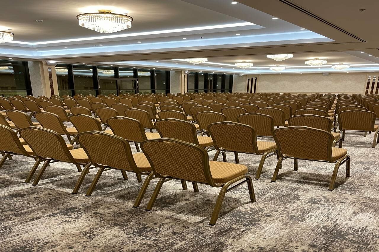 Фото Astoria Grand Hotel