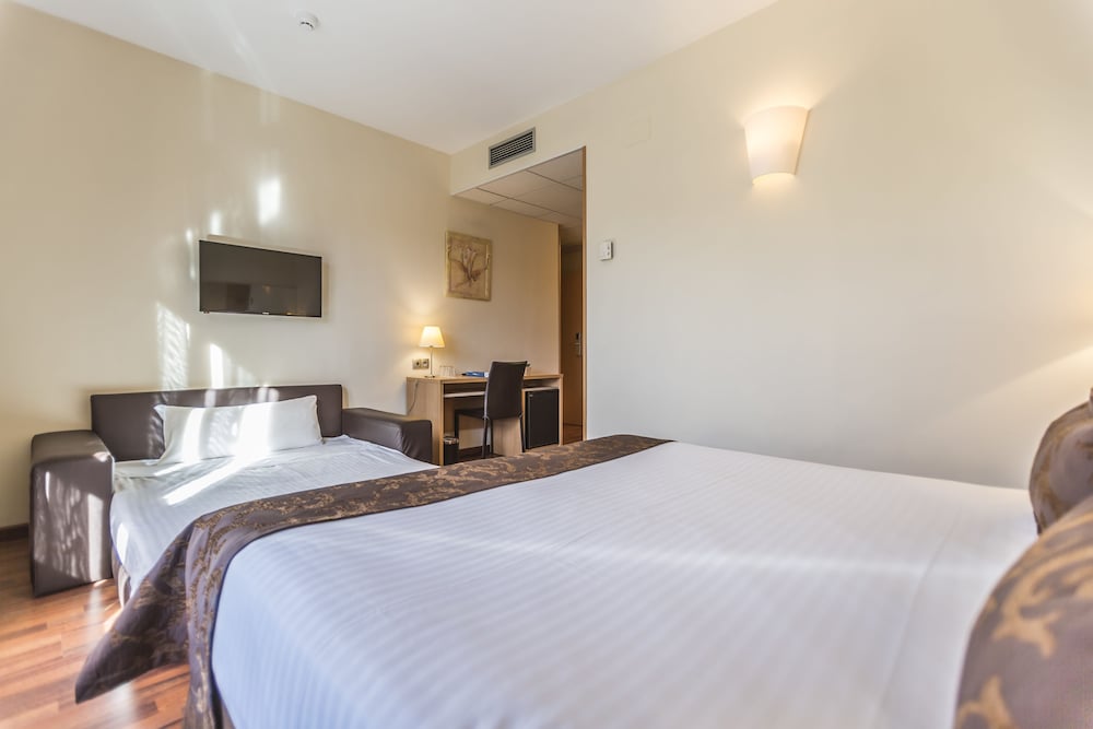 Фото Hotel Desitges