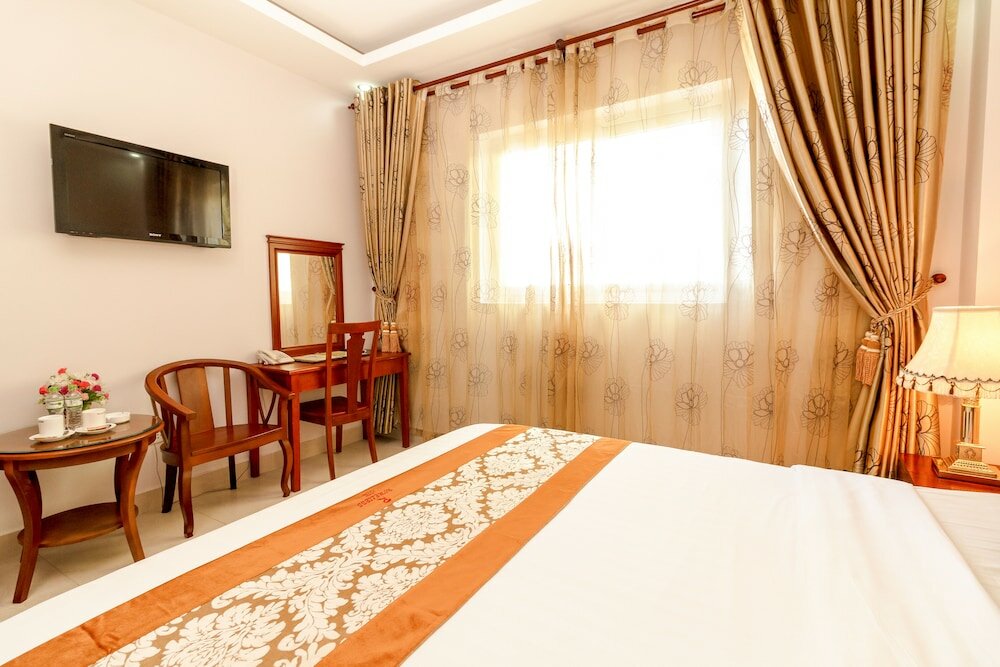 Фото Romeliess Hotel