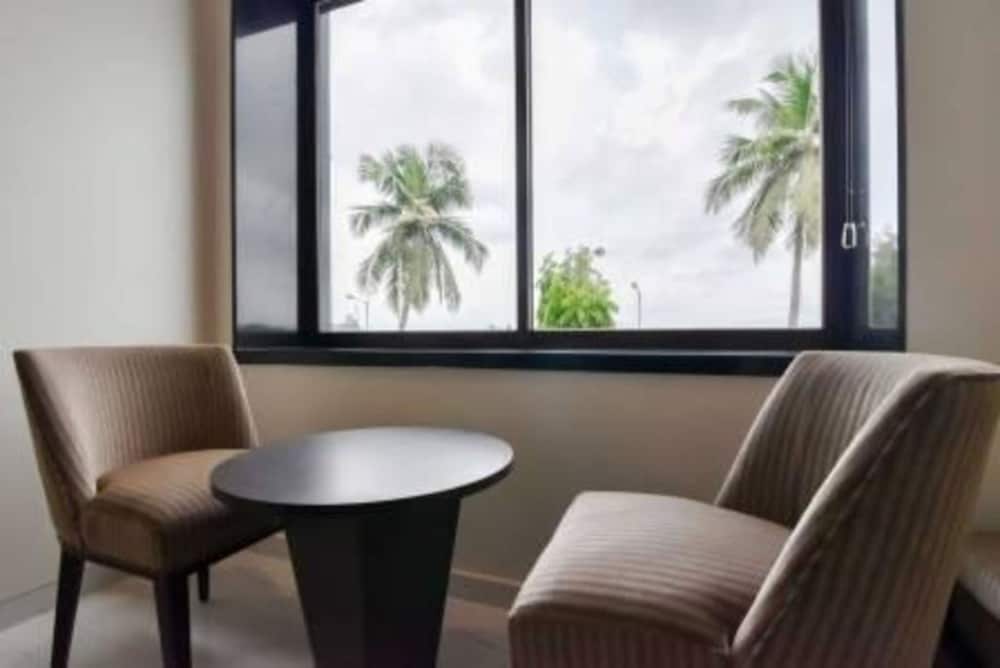 Фото Sea Palace Hotel