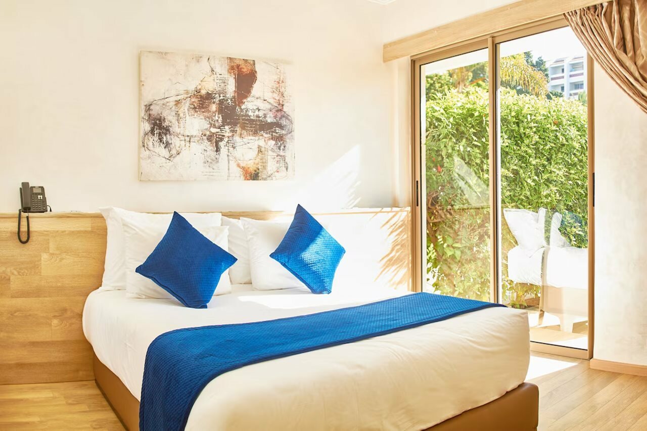 Фото Mabrouk Hotel And Suites