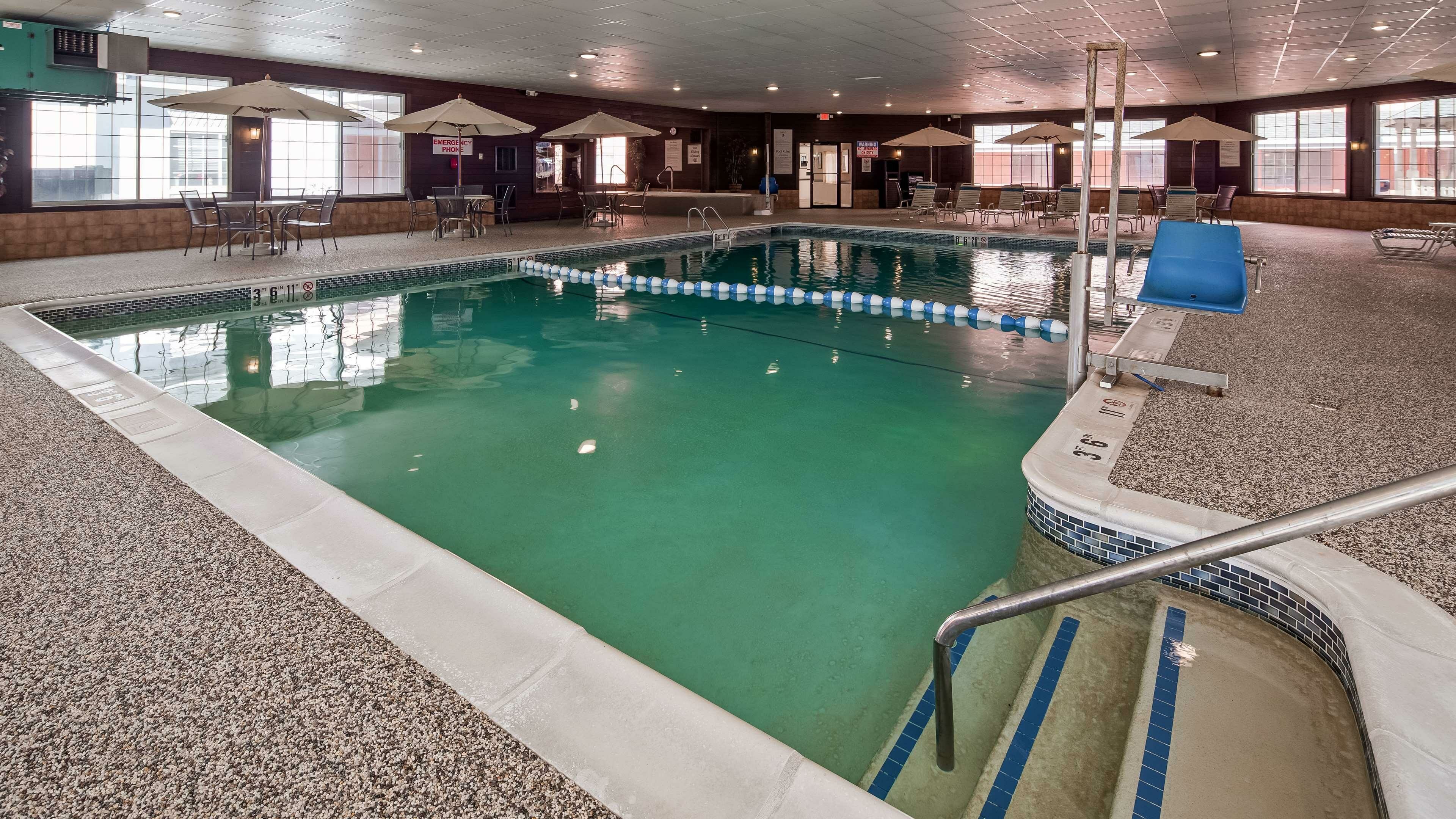 Фото Best Western Greenfield Inn