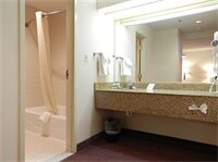 Фото Ashmore Inn and Suites