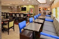 Фото Holiday Inn Express Crestwood, an Ihg Hotel