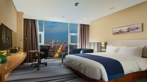 Гостиница Holiday Inn Express Baoji City Centre, an Ihg Hotel