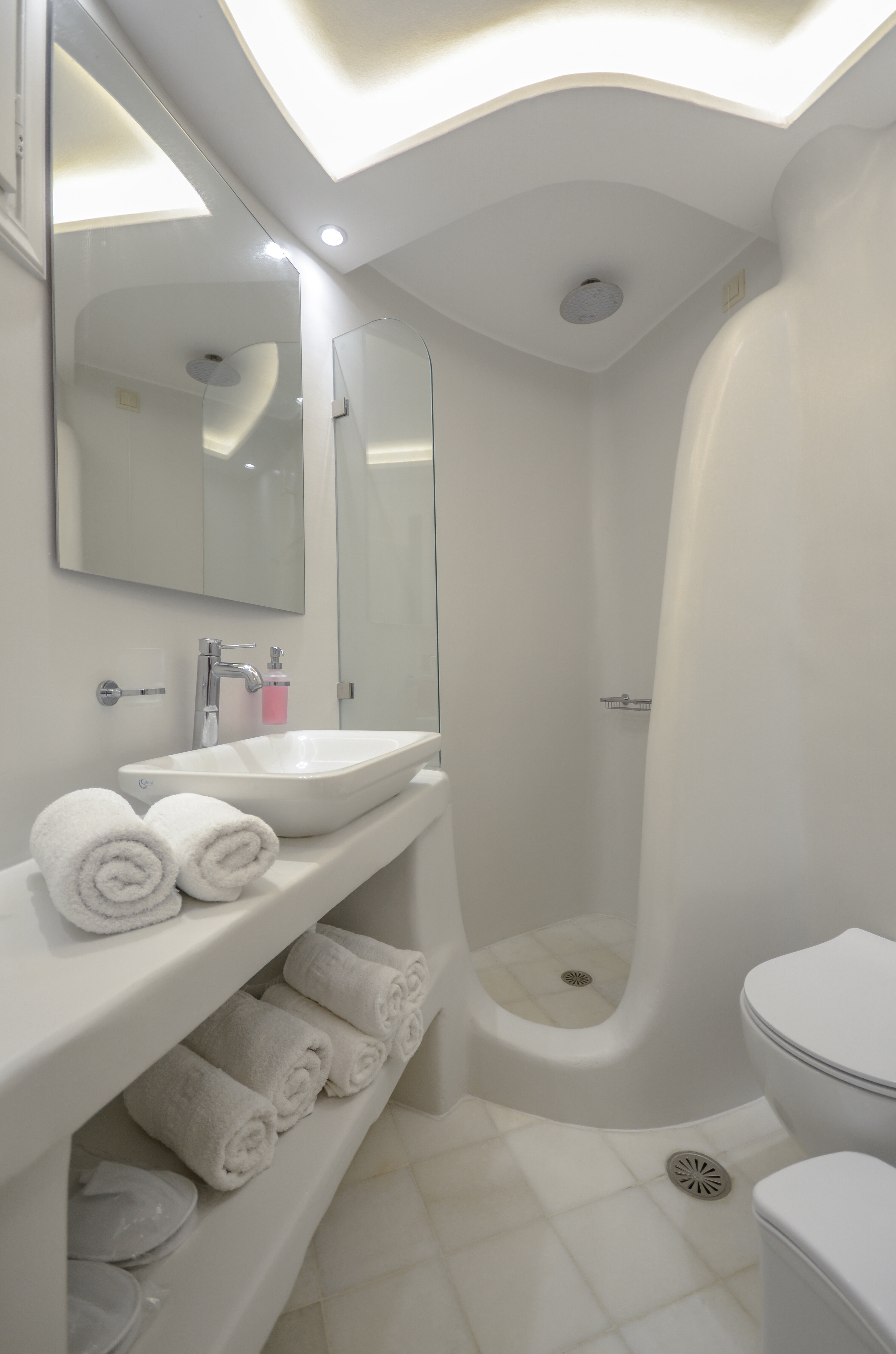 Фото Naxian Queen Luxury Villas & Suites