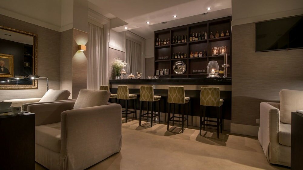 Фото Universal Boutique Hotel