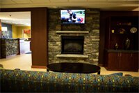 Фото Holiday Inn Express & Suites Milford, an Ihg Hotel