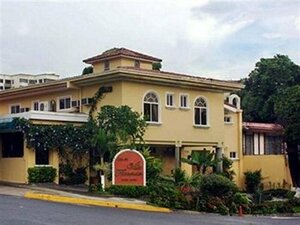 Гостиница Hotel Villa Florencia Zona Rosa