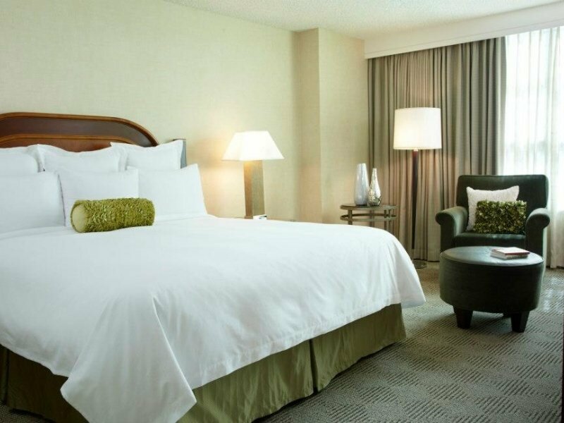 Фото Renaissance Los Angeles Airport Hotel