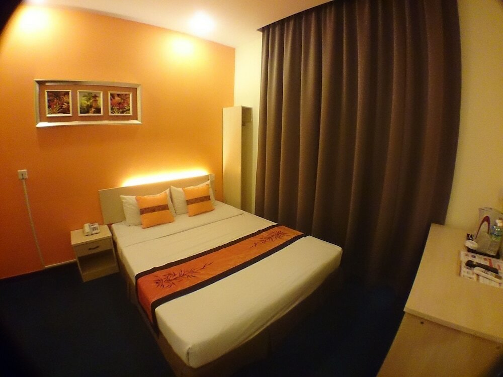 Фото Paragon City Hotel