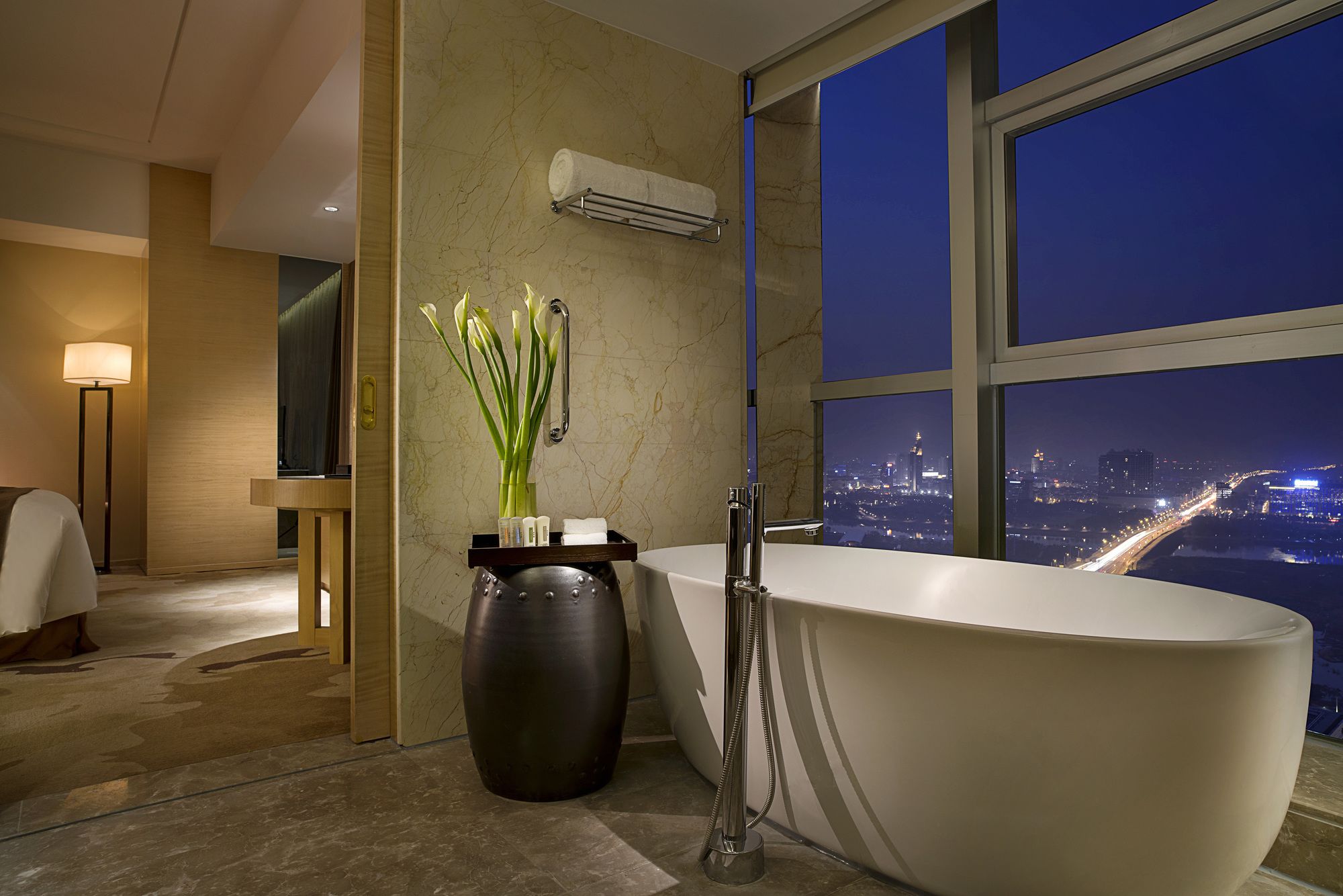 Фото Crowne Plaza Yiwu Expo, an Ihg Hotel