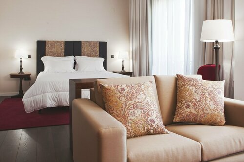 Гостиница Real Abadia Congress & SPA Hotel