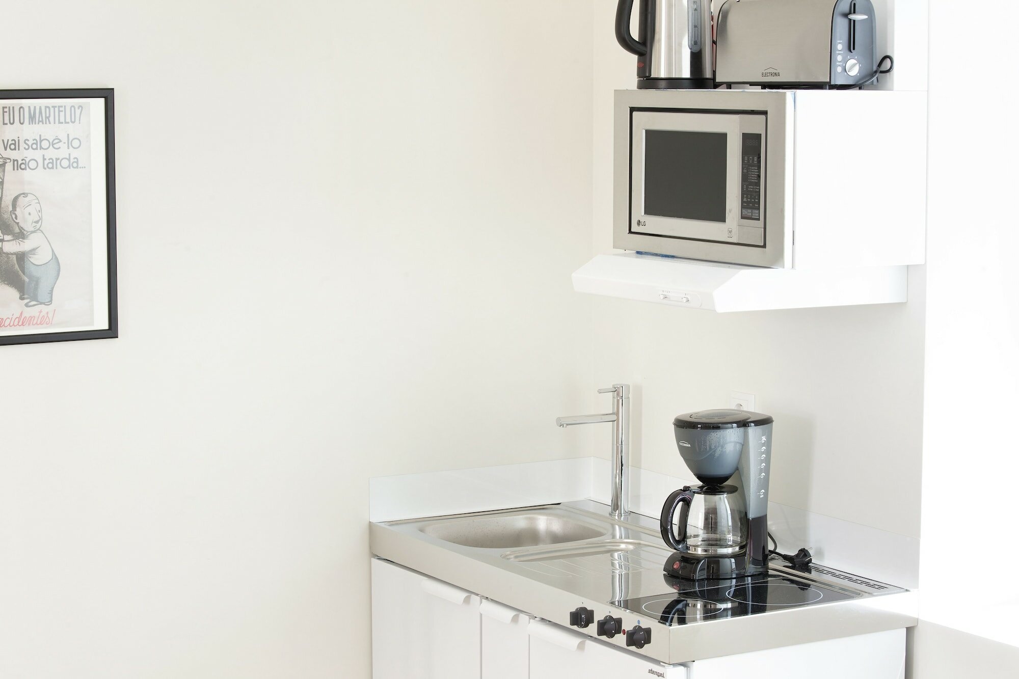 Фото Lisbon Serviced Apartments - Ascensor da Bica