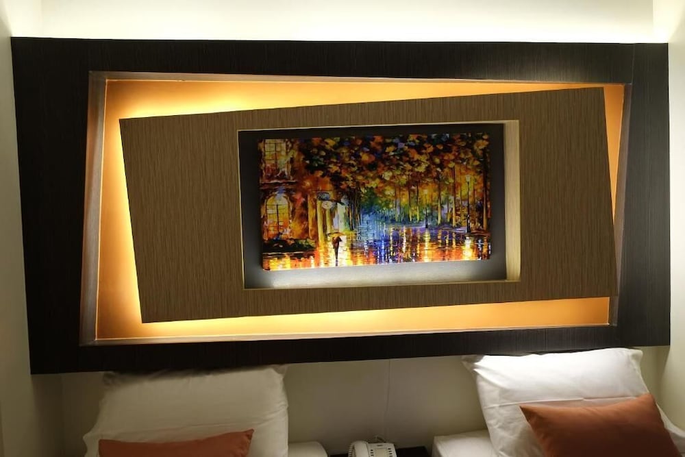 Фото Southpole Central Hotel