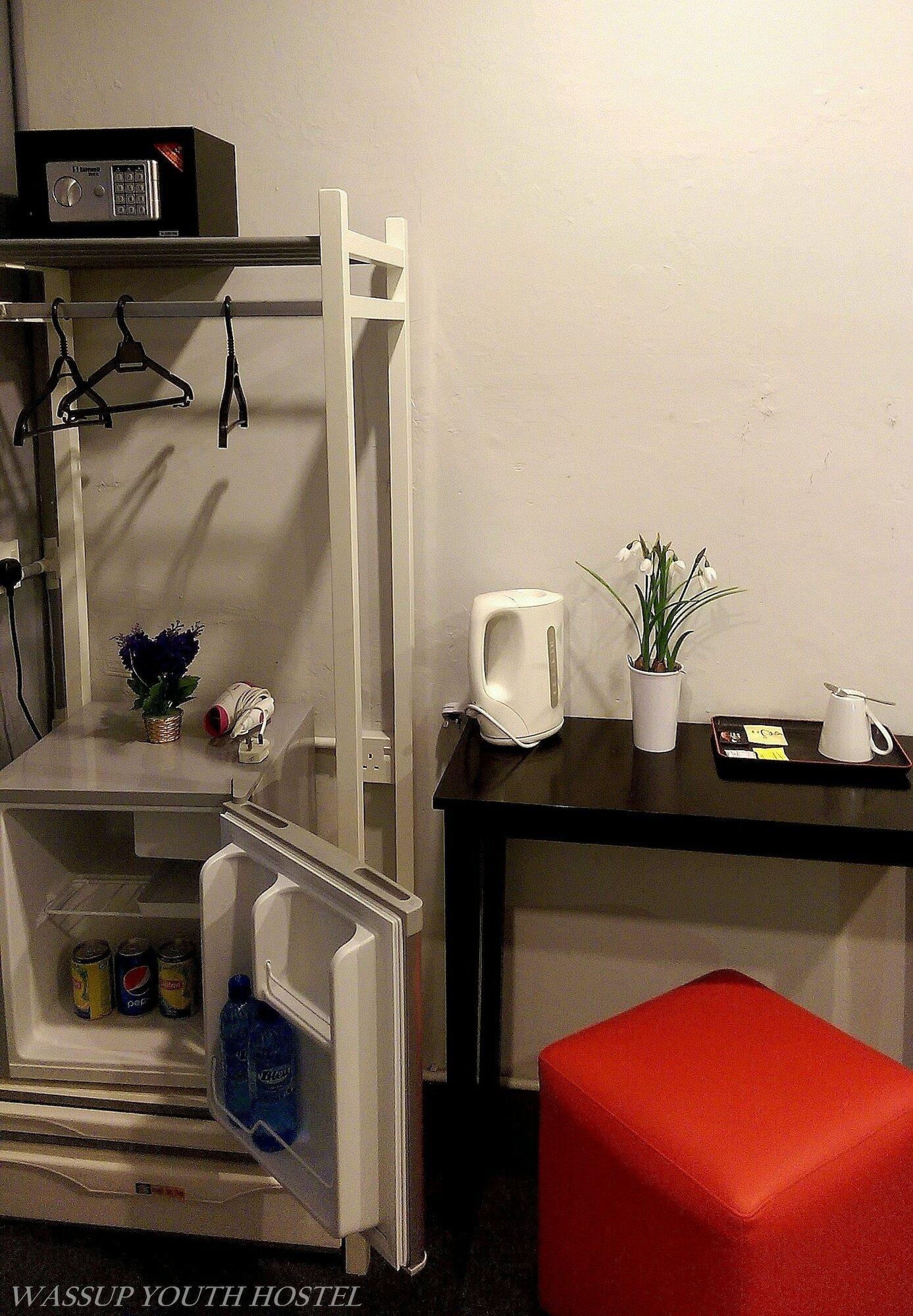 Фото Wassup Youth Hostel