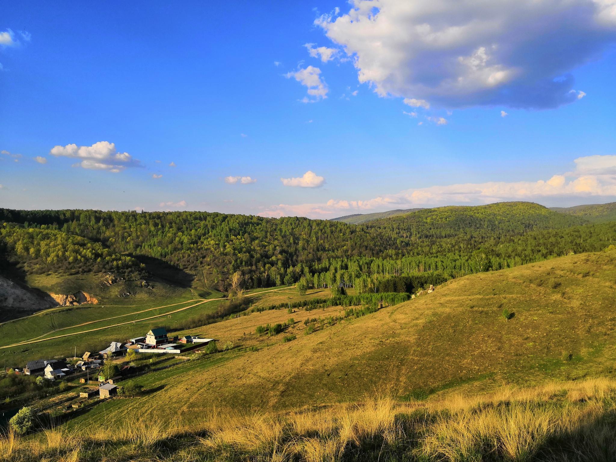 Фото Широкий дол