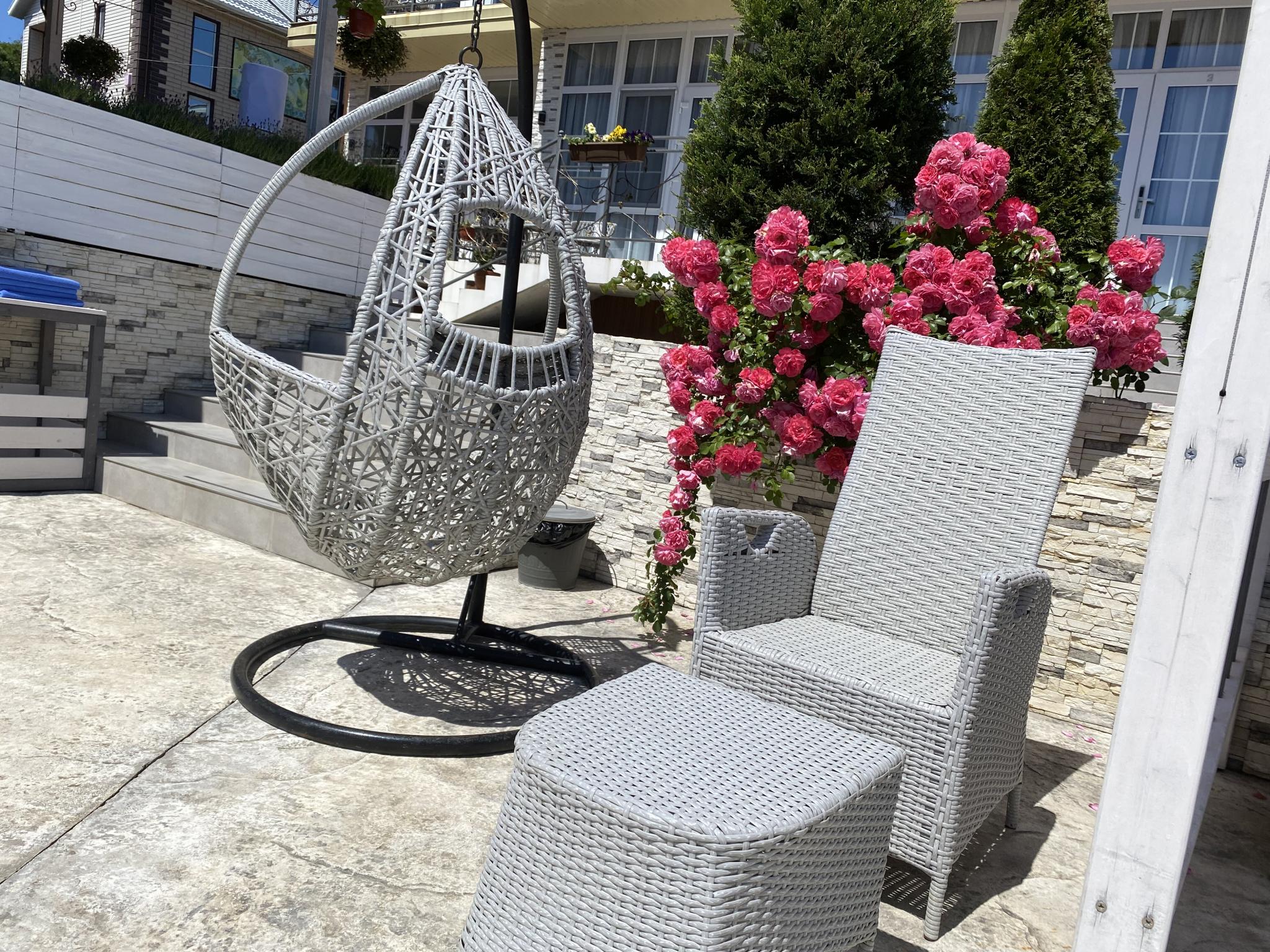 Фото Кромвель Вайт