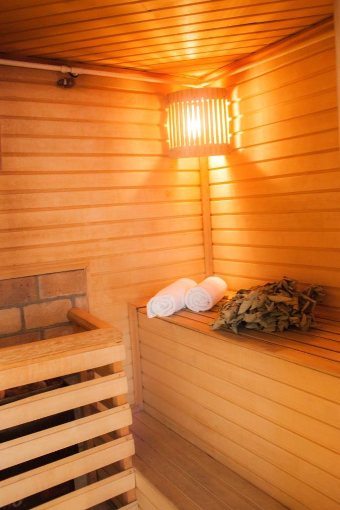 Фото Селена