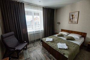 отель Высота 806