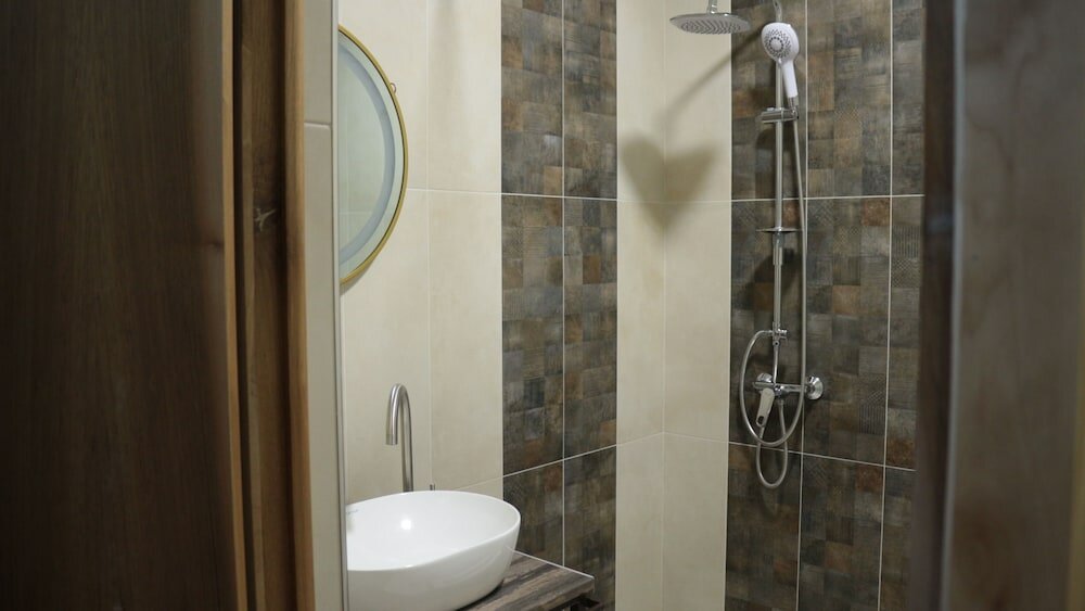 Фото 21 Rooms Hotel