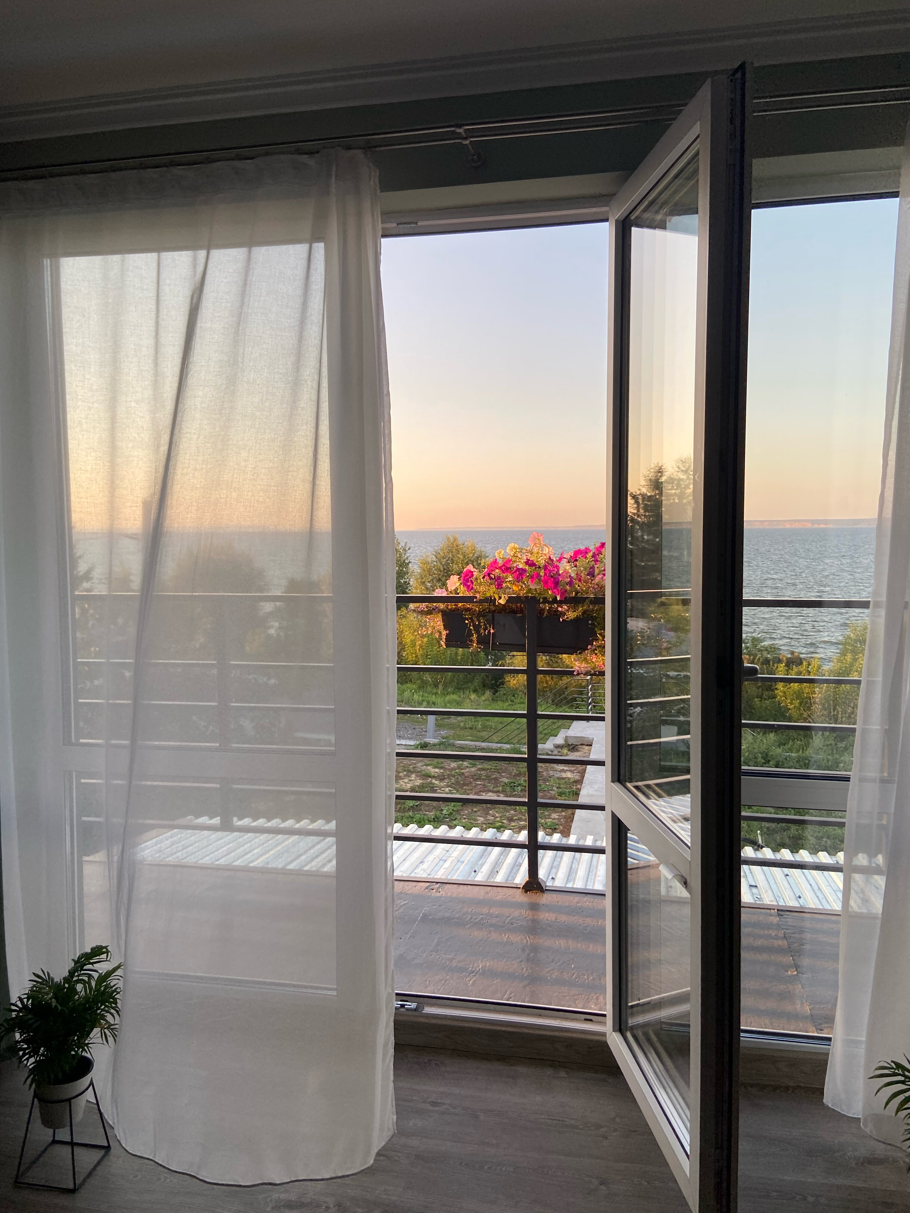 Фото Горы да река