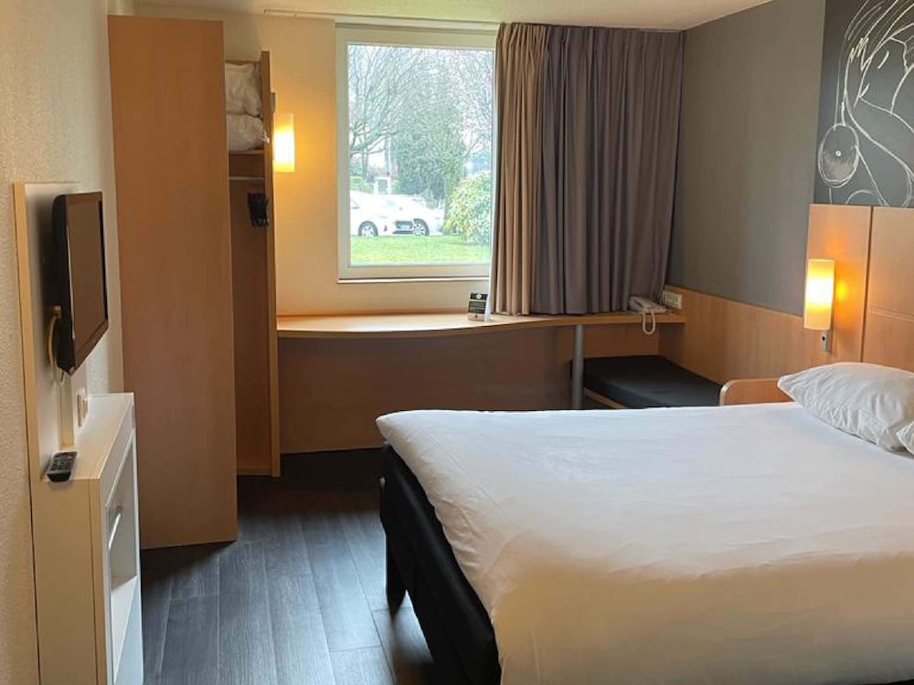 Фото Ibis Paris Orly Rungis