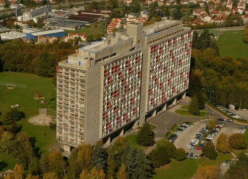 Гостиница Гостевой дом Homestay Le Corbusier 254 rue 5 в Иссенжо
