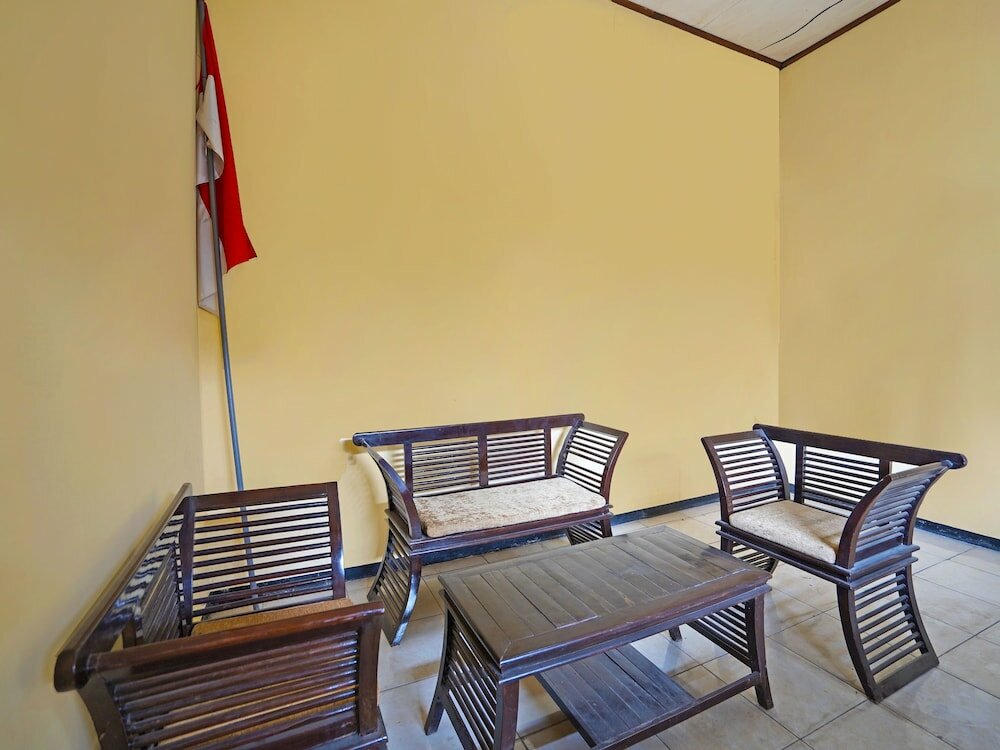 Фото Spot On 91869 Insan Mulia Kost Syariah