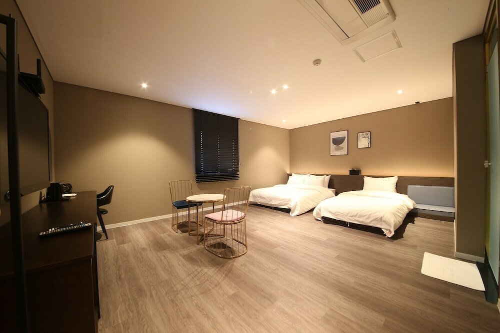 Фото Hotel LeeSunDeok