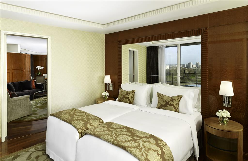 Фото The Park Tower Knightsbridge