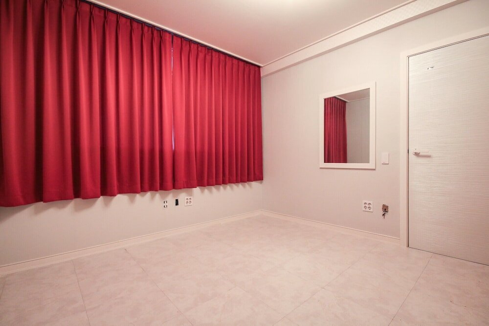 Фото Yeosu Party Motel and Guest House