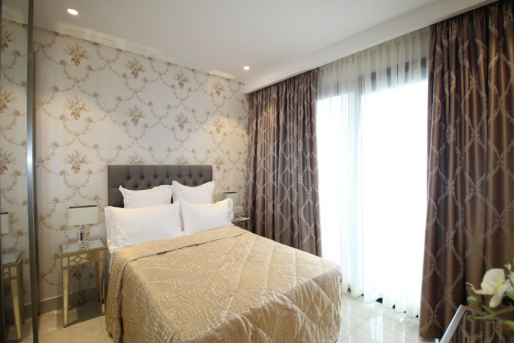 Фото Mirage Residences - One Bedroom