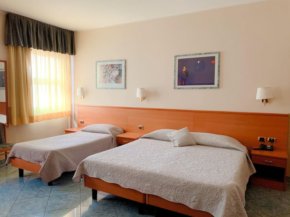 Фото Hotel Vitruvio