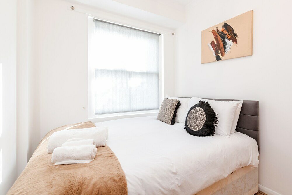 Фото Kings Road Apartments