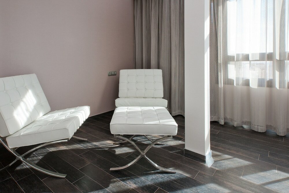 Фото Nh Castellón Mindoro Hotel