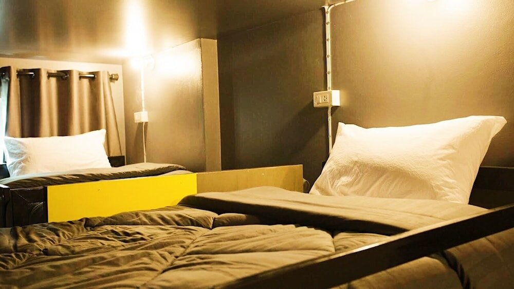 Фото Stamp Hostel - Adults Only