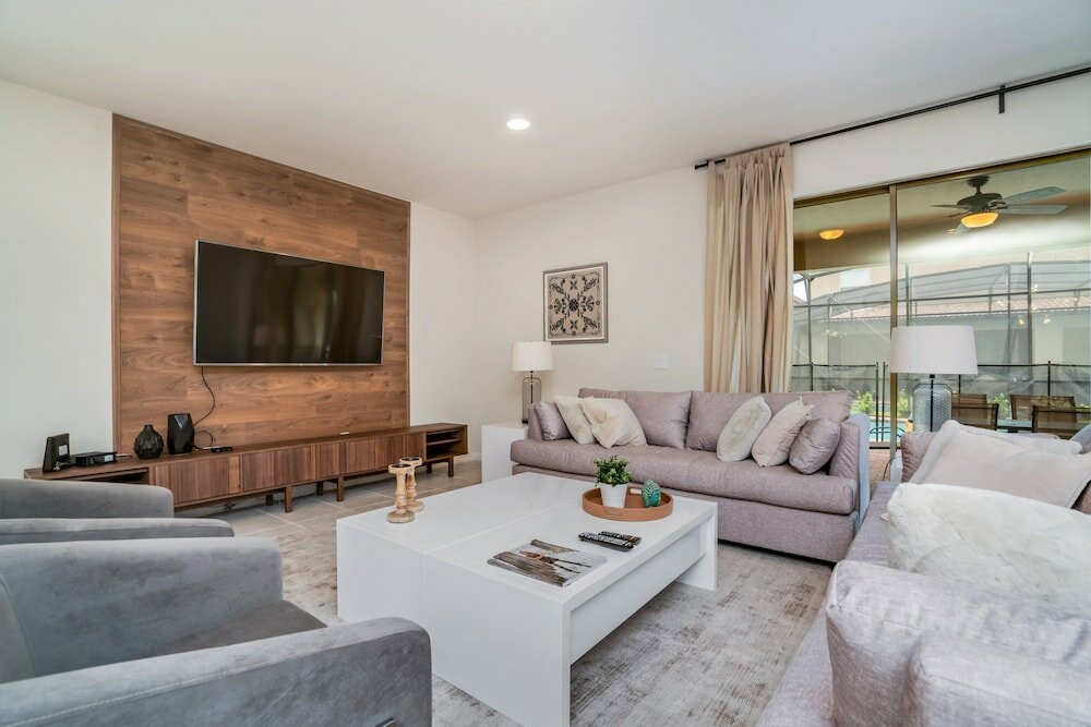 Фото 8 Bed 6 Ba Villa with Games, Pool & SPA