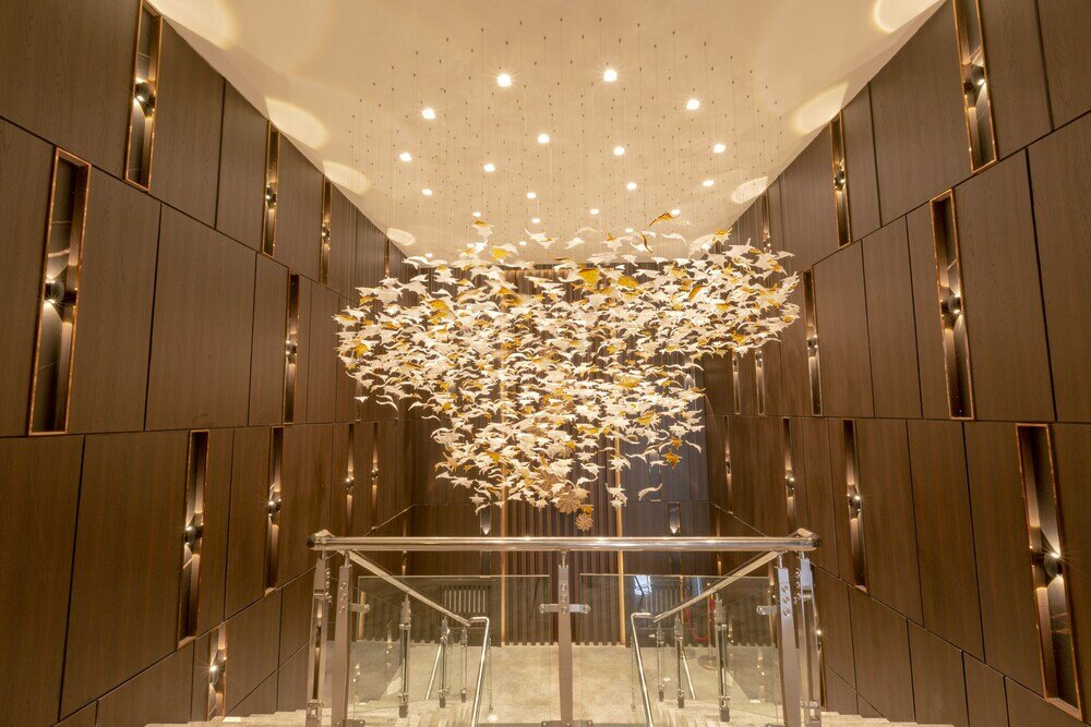 Фото Millennium Plaza Hotel