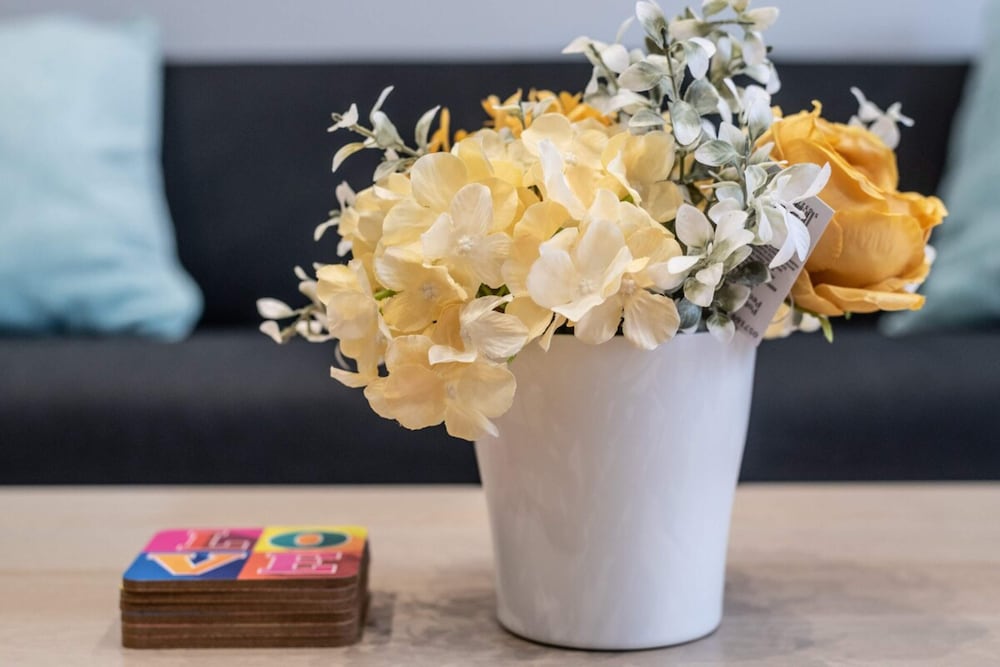 Фото Refurbished St. johns Hill Apartment