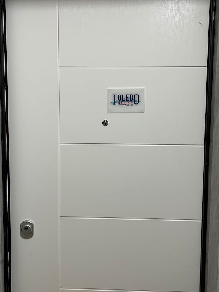 Фото Toledo house Apartments