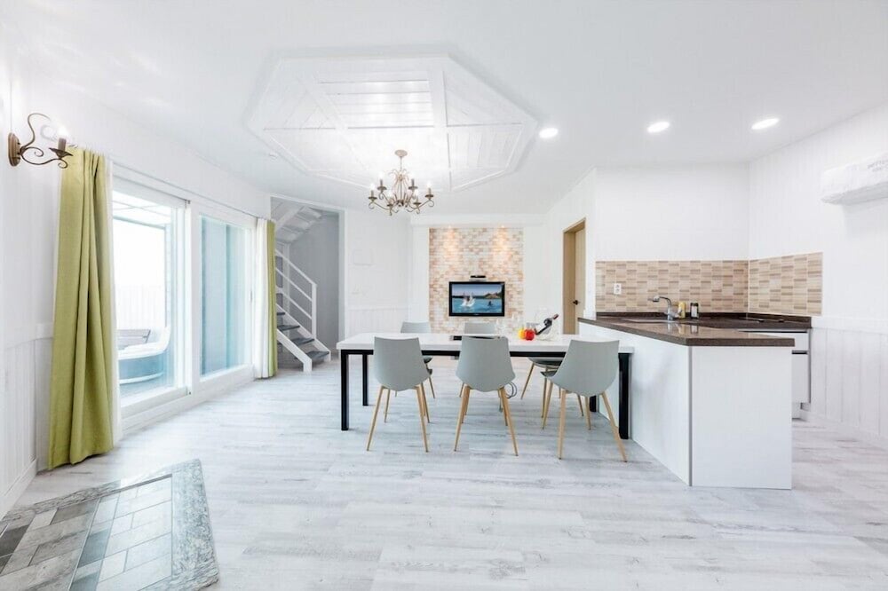 Фото Pool Villa 1-2 Pension