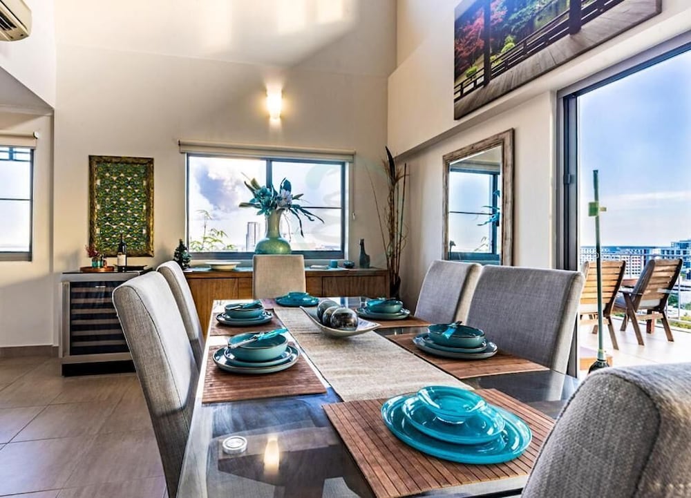 Фото Signatures on Woods - Pinnacle