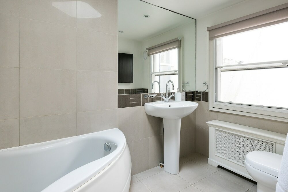 Фото 2 Bedroom Apartment in Nottinghill